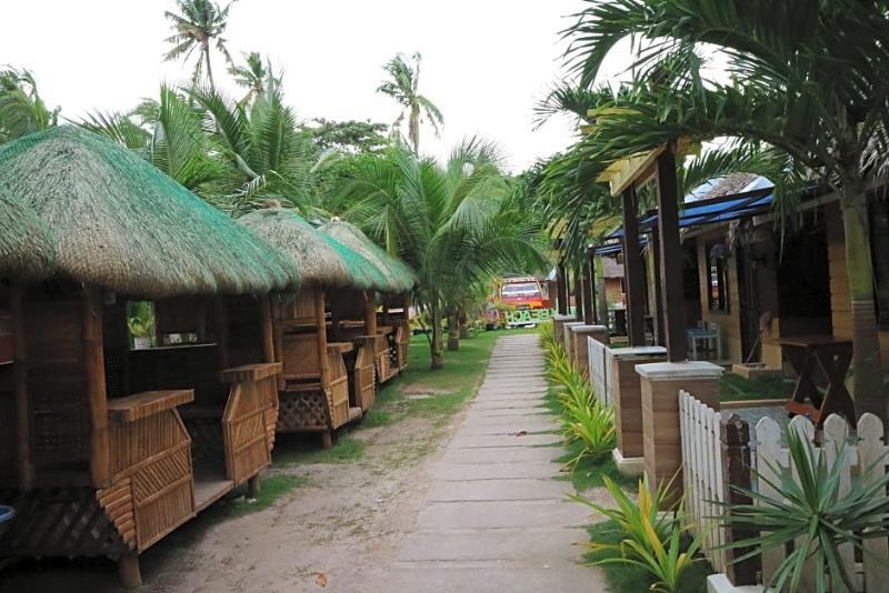 Dubay Panglao Beachfront Resort Libaong Екстер'єр фото
